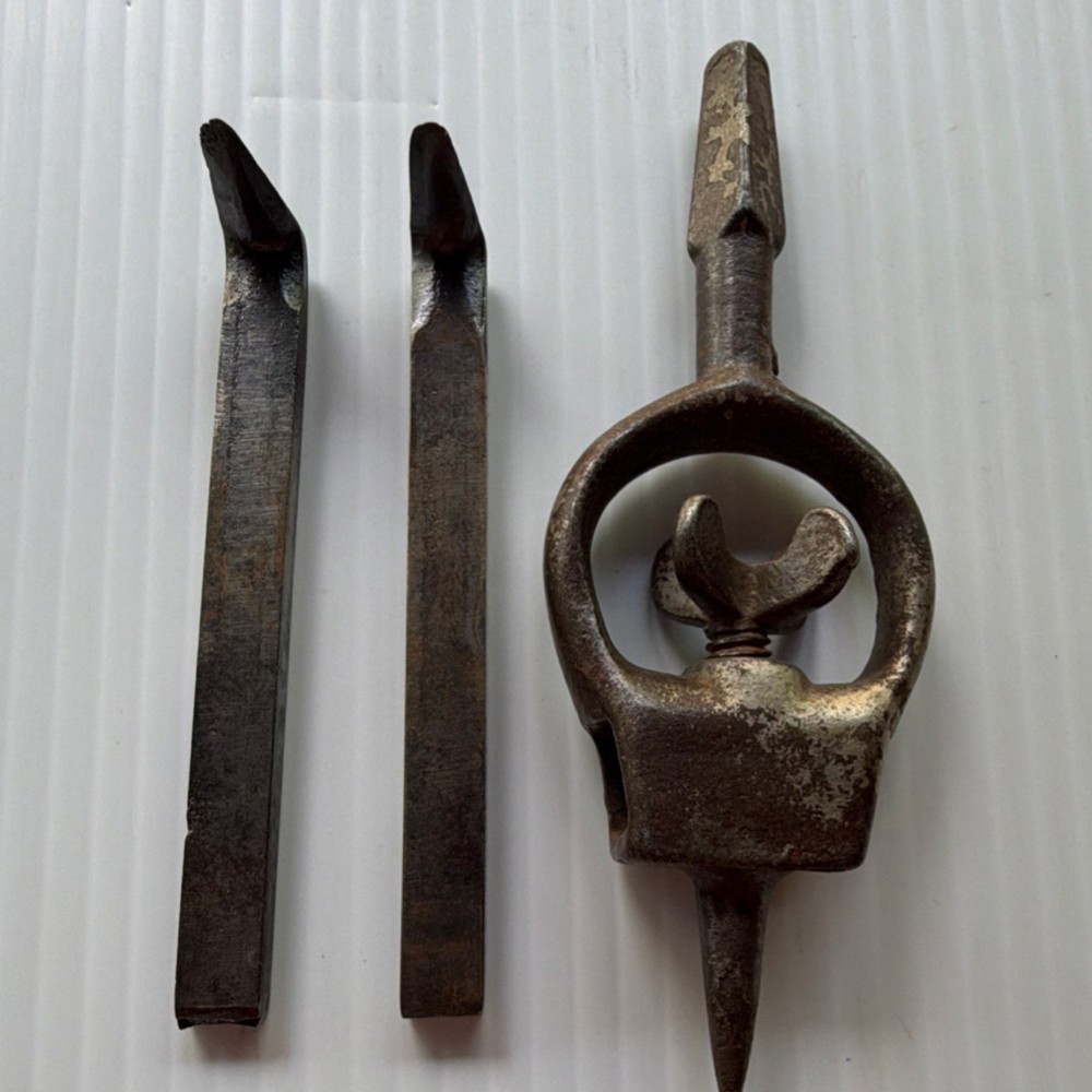 Vintage Blacksmithing Hardy Tool with Removable Swages
