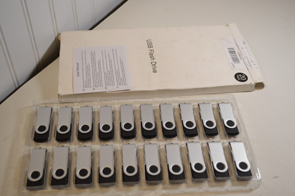 20 PACK USB Flash Drive U305-Black-2G