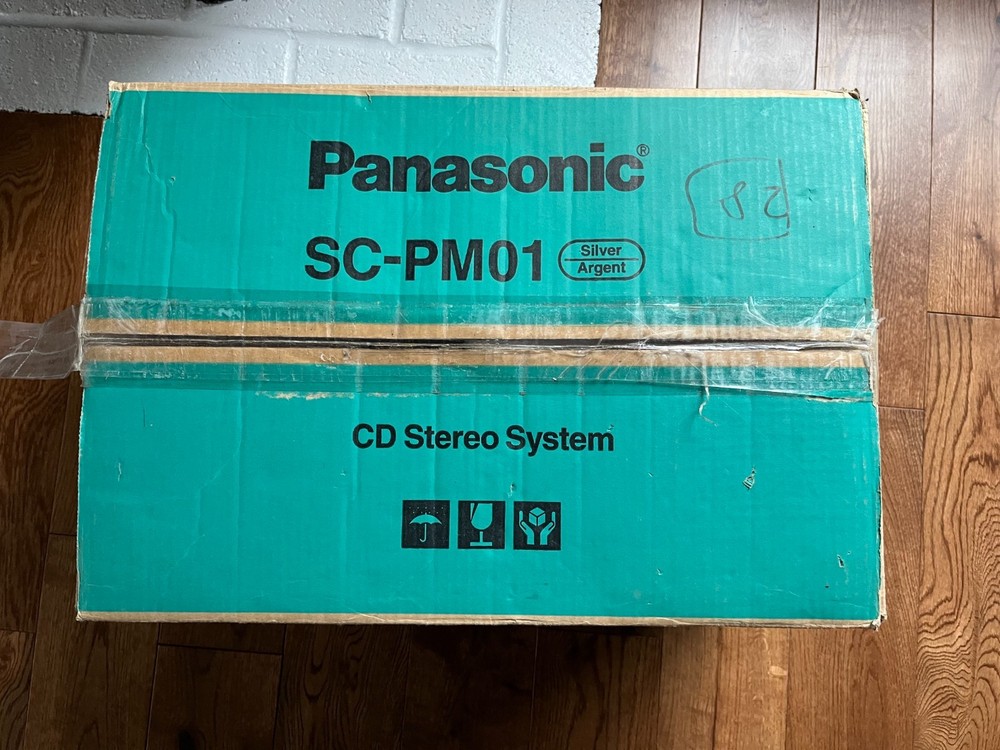 Panasonic SA-PM01 CD/ AM/FM Stereo System W/Remote