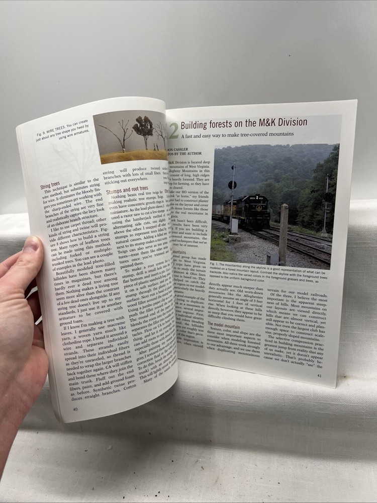 Kalmbach - #12243 - Model Railroader - Scenery Tips & Techniques - NOS