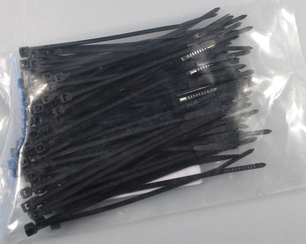 100 x Nylon Cable Ties 2.5 x 200mm Black