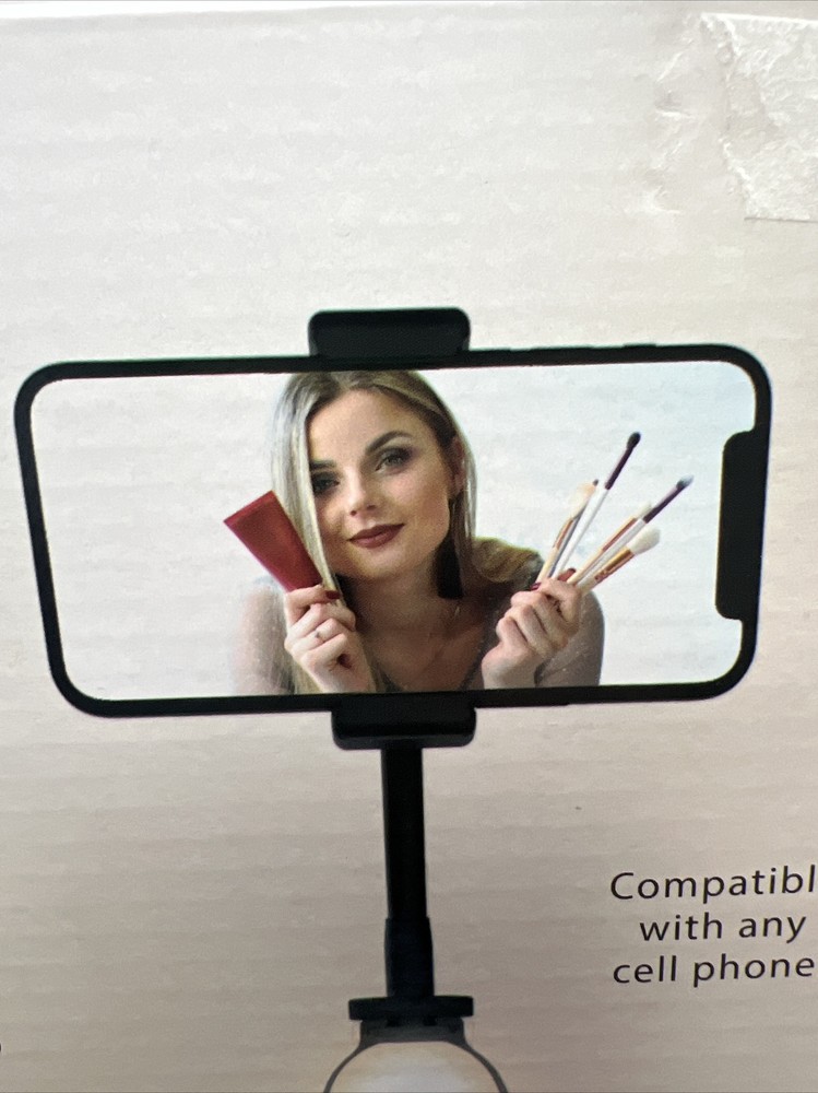 Brookstone 8 Inch Star Ring Light