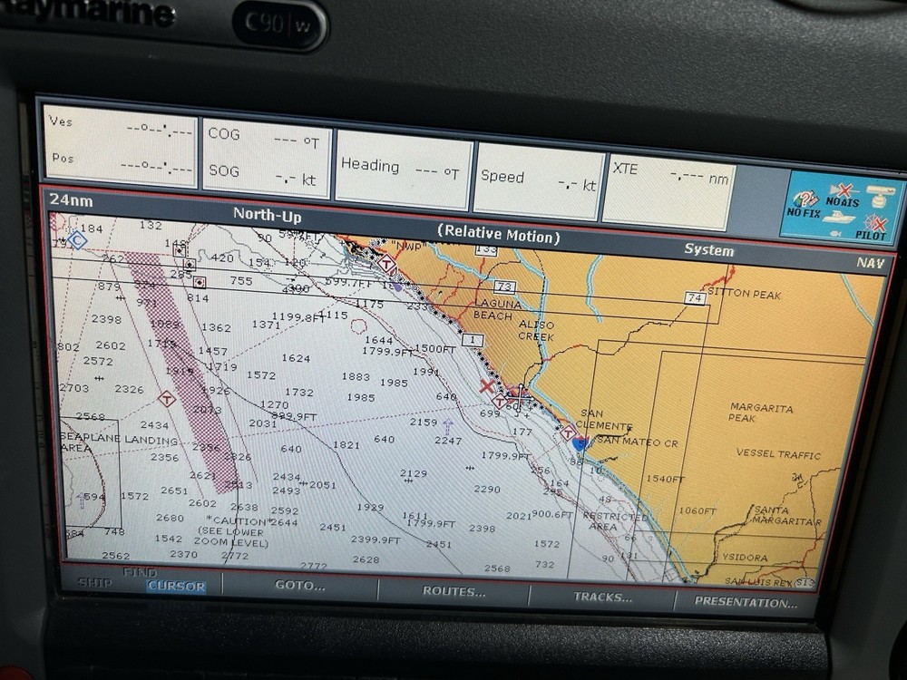 Raymarine C90w Widescreen GPS Chartplotter Multifunction Display Only