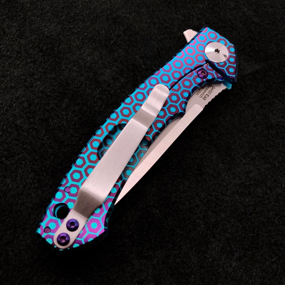 Zero Tolerance ZT 0450 Plain Edge Folder Hex Pattern. Ti screws zt450 BWL