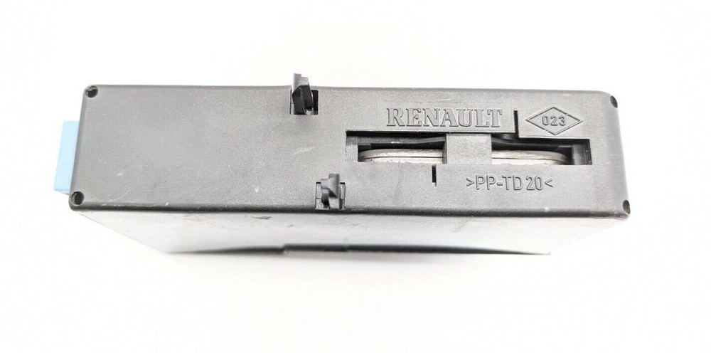 Renault Laguna 8200224595 Card Reader