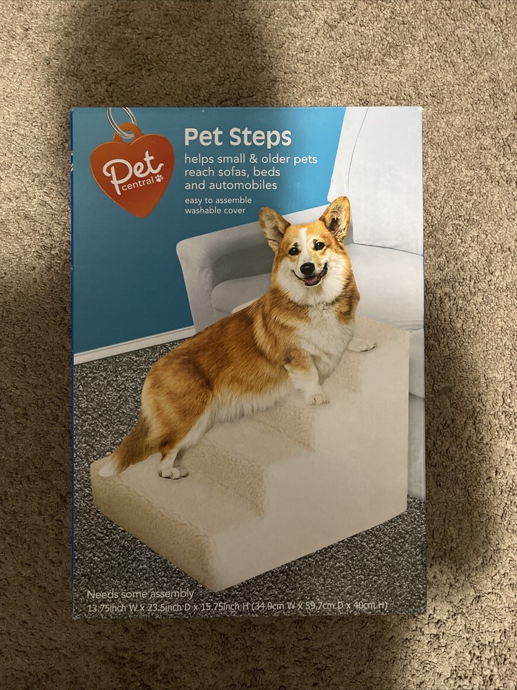 Pet Central Pet Steps, 4 Steps. Max Weight 20lbs, Easy Assembly