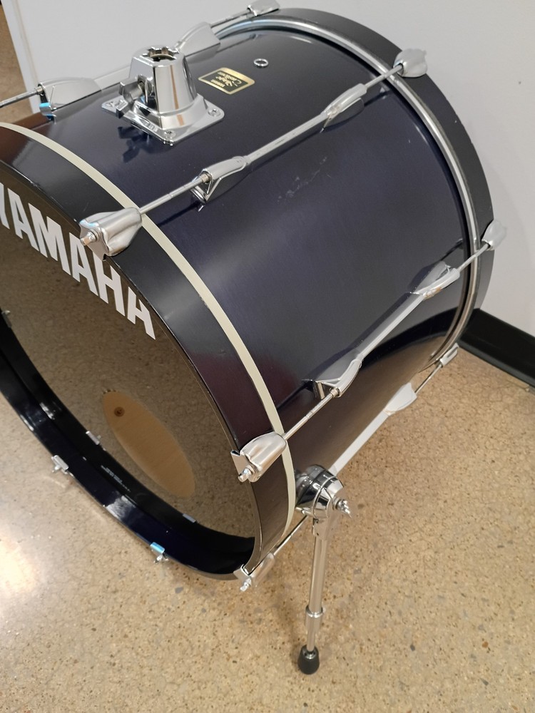 YAMAHA BASS DRUM 22"