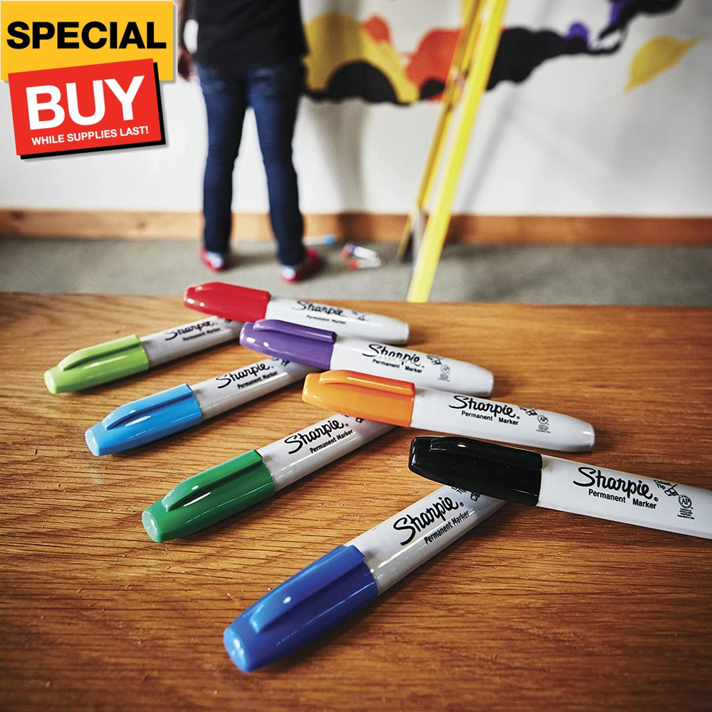 Permanent Markers, Chisel Tip, Black, 4 Count