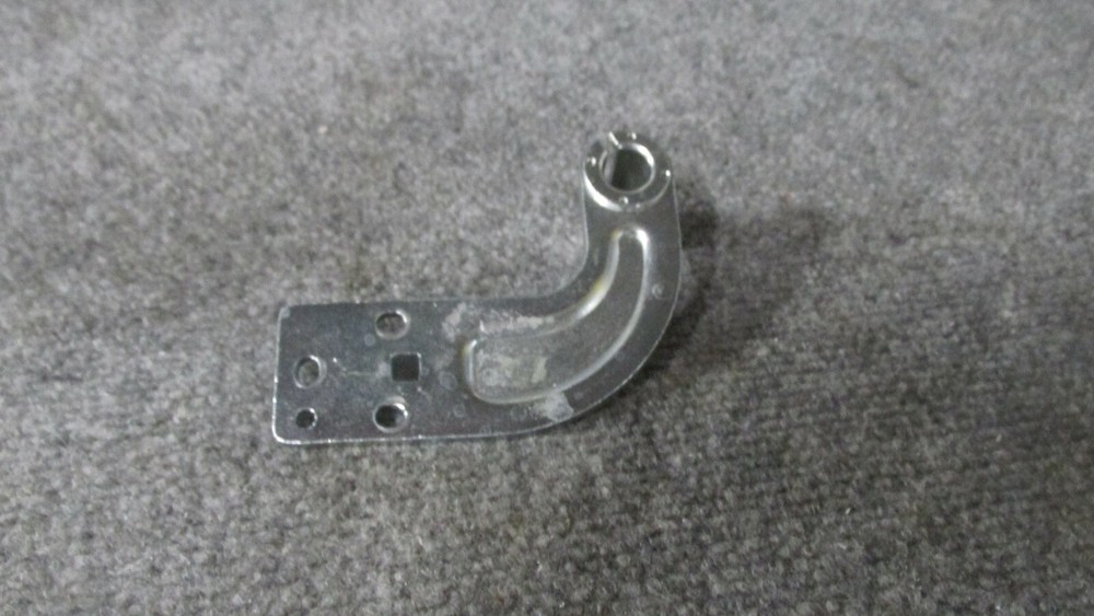00620928 BOSCH REFRIGERATOR RIGHT SIDE DOOR HINGE