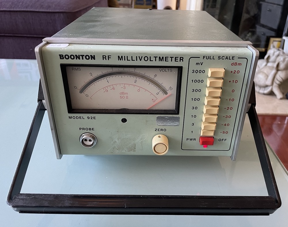 Boonton RF Millivolt Meter Model 92E No Probe Powers On As Is
