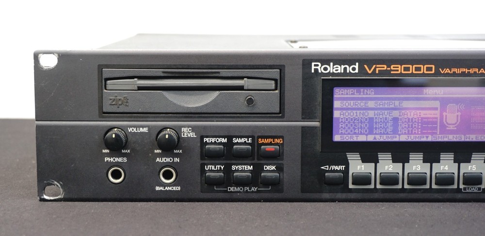 Roland VP-9000 VariPhrase Processor Sampler Vocal Processor 2U Rack Mount - 100V
