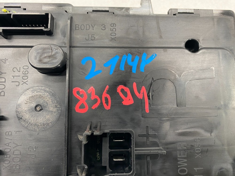 ⭕20-24 Tesla Model Y Right Low Voltage Controller Electronic Module 1497846-00-F