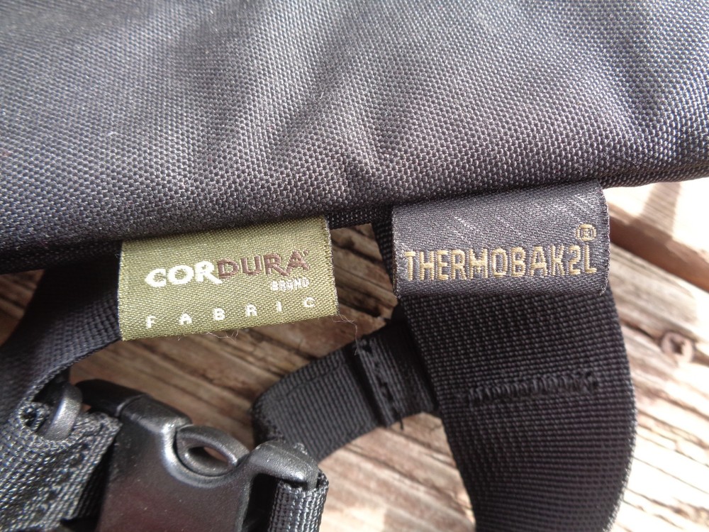 2 CAMELBAK Maximum Gear 2L Hydration Packs - No Bladder