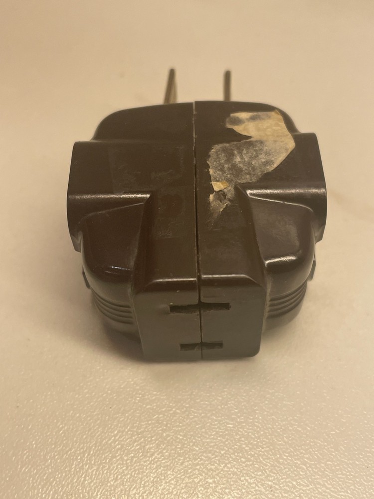 Vintage Bakelite Wall Socket Multi Plug Adapter Extension 1940’s
