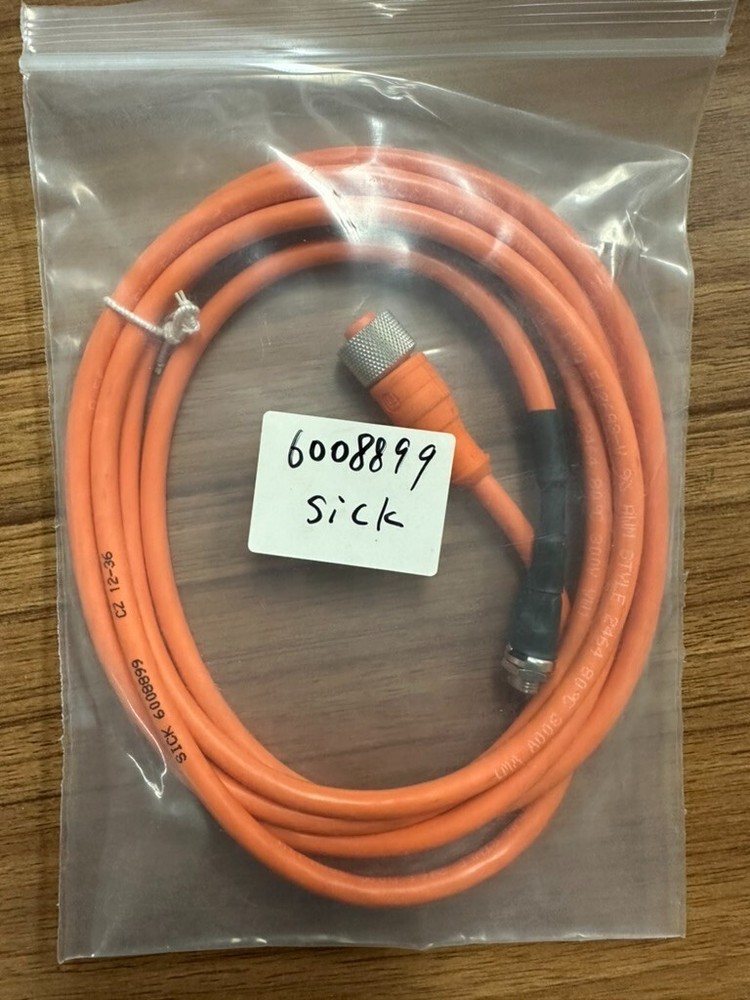 1PCS SICK 6008899