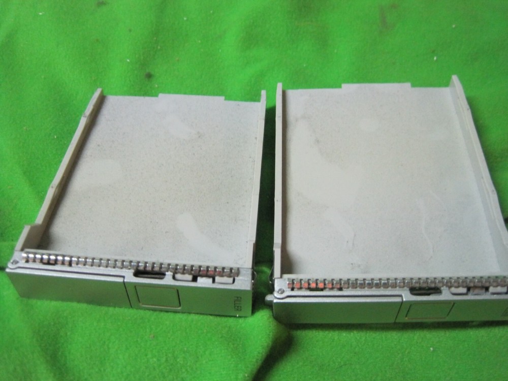 Sun Microsystems  Sunfire T2000 / X4200 Server Trays     AA938