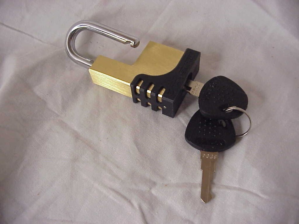 Tow Smart Hitch Coupler Lock w/ 2 keys