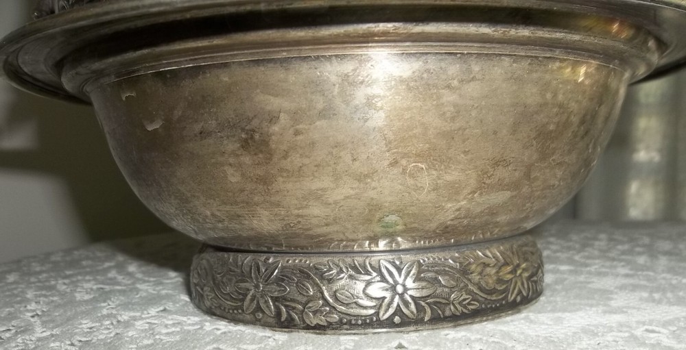 Antique VICTORIAN Silverplate Covered handled BOWL Dome