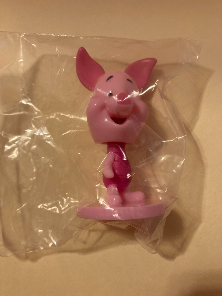 Kelloggs. Disney Bobblehead IN PACKAGE - PIGLET
