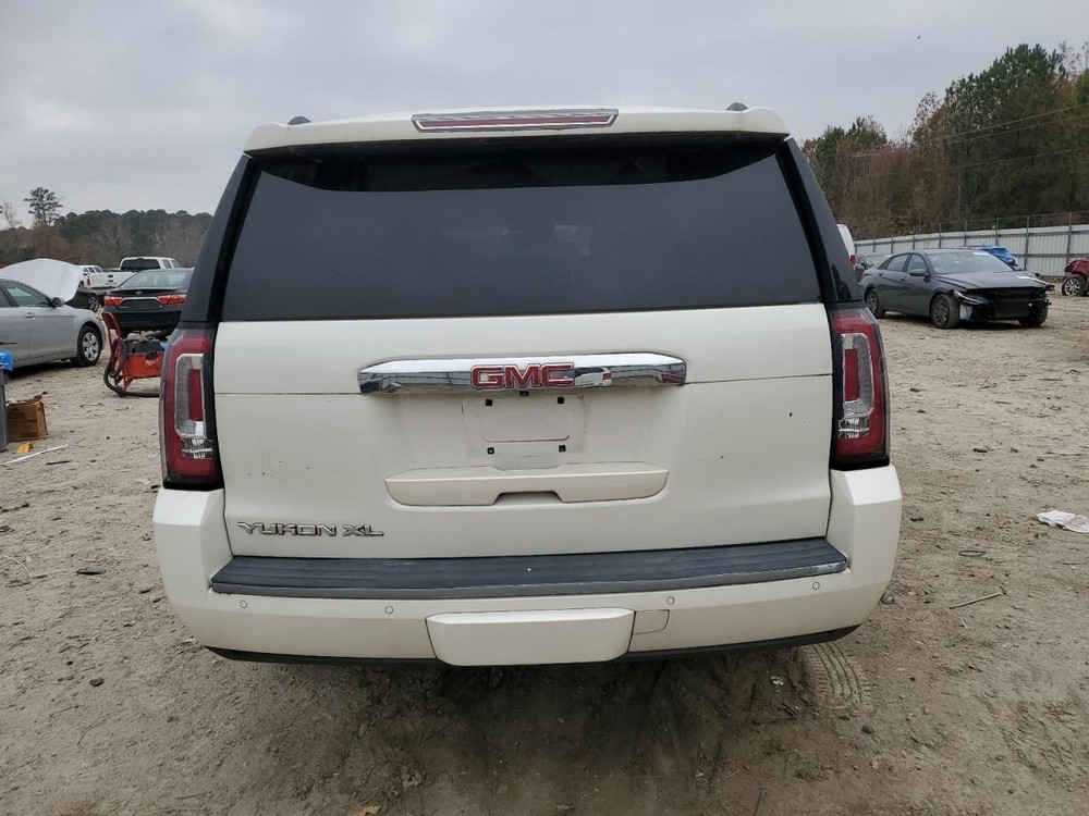 Used Blind Spot Detection System Warning Control Module fits: 2015 Gmc Yukon xl