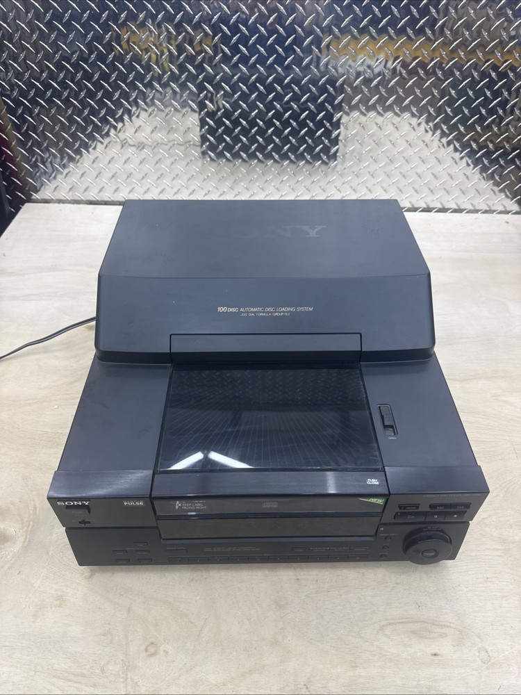 SONY MODEL CDP-CX151 CD PLAYER 100 DISC, Nice!