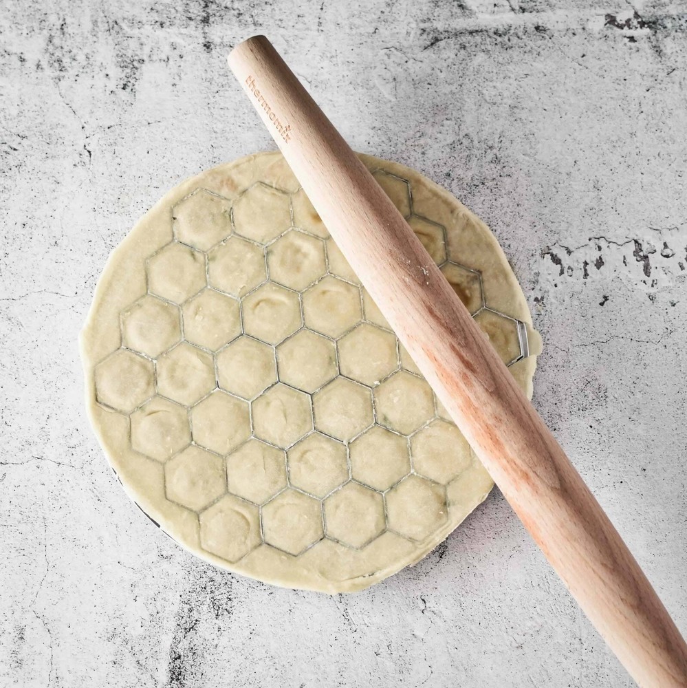 METAL DUMPLING MAKER (MOLD FOR PREPARING DUMPLINGS)