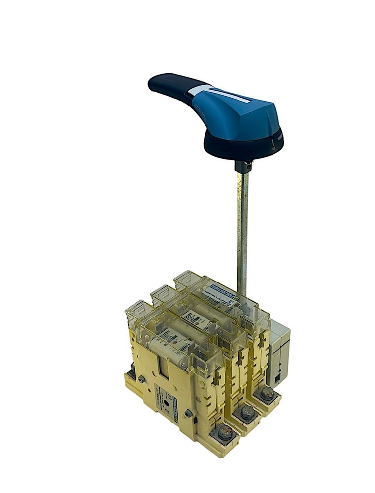 Socomec 3Pole 125 Amp 690 Vac Switch w/Handle