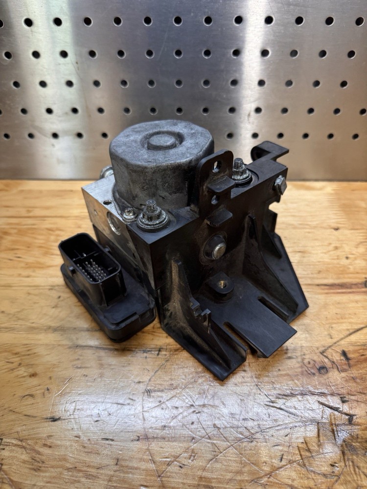 2017-2019 Harley Davidson Road King ABS Control Module