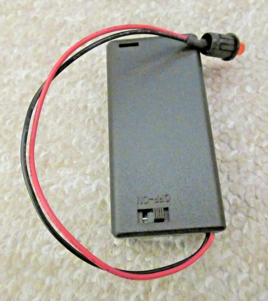 Dummy alarm RED - Flashing LED Light with AA battery box