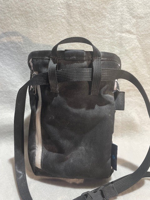 MEC Edge Chalk Bag With Belt