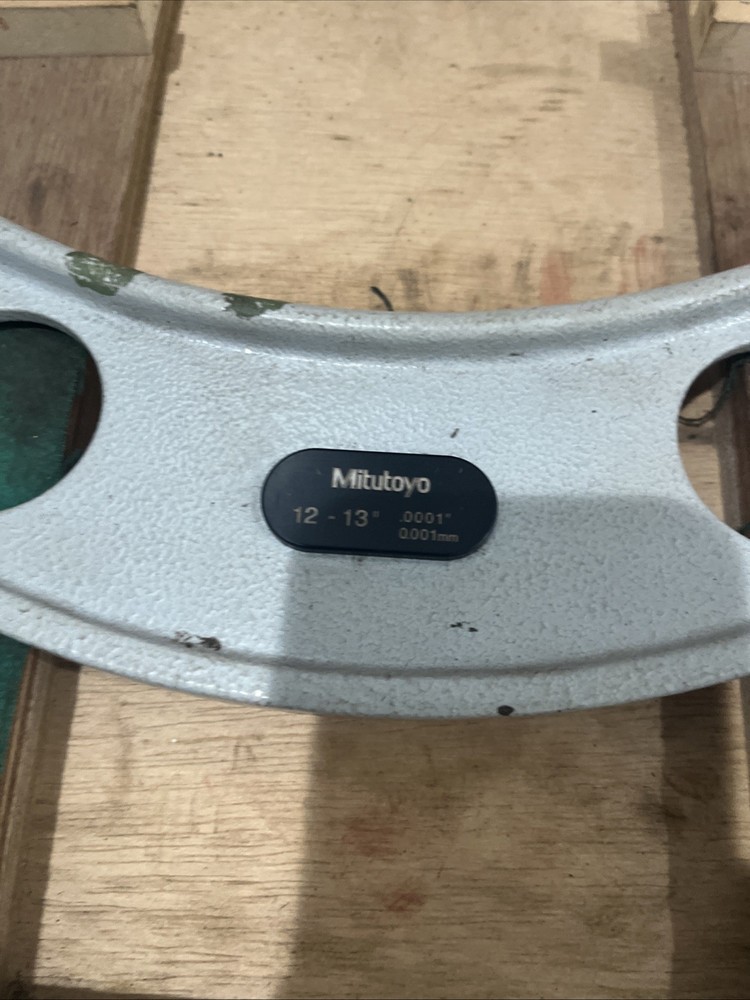 Mitutoyo 12”-13” Micrometer digital