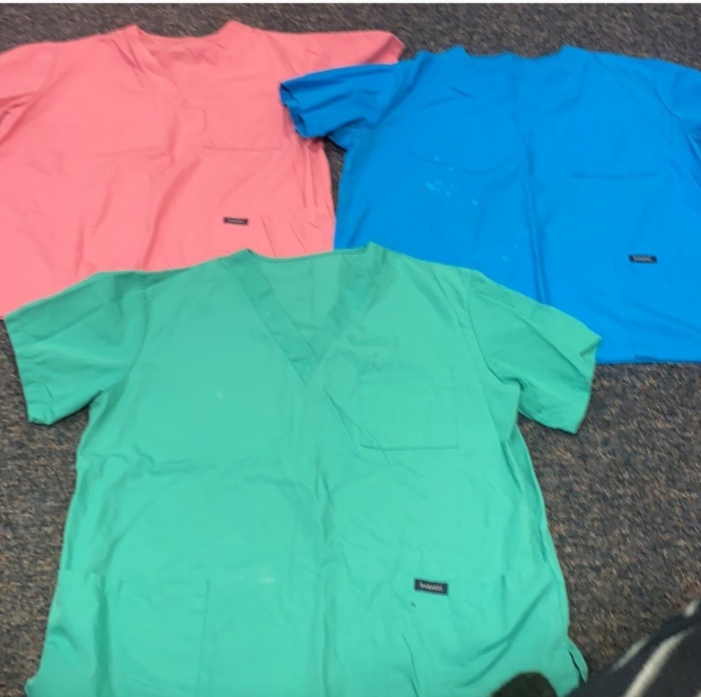 10 Scrub Uniforms Sz. L