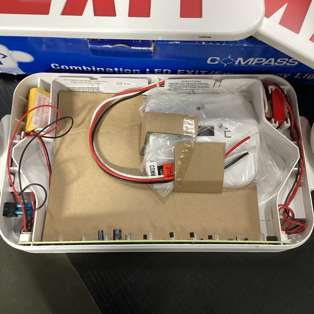 COMPASS CCR COMBINATION LED EXIT/EMERGENCY LIGHT RED