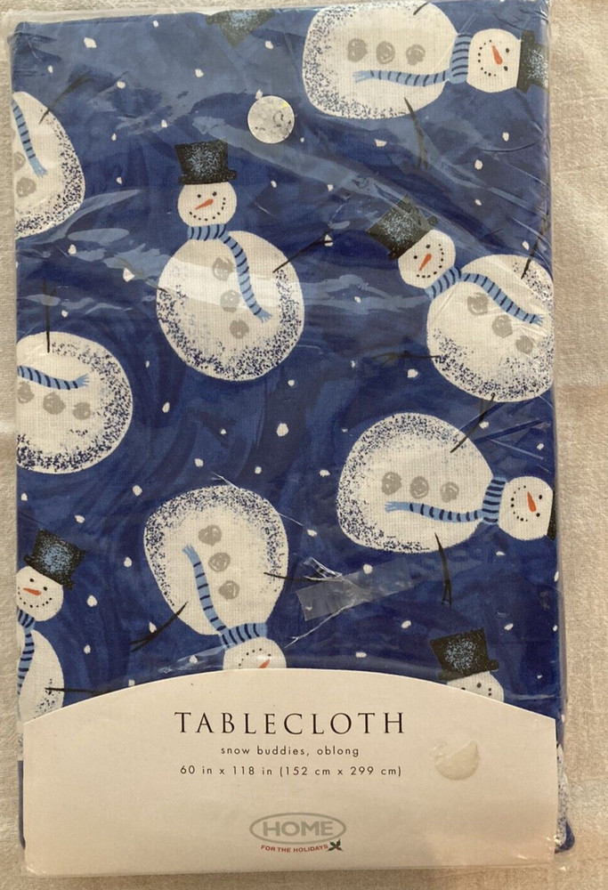 Snow Buddies oblong 60 x 118 tablecloth