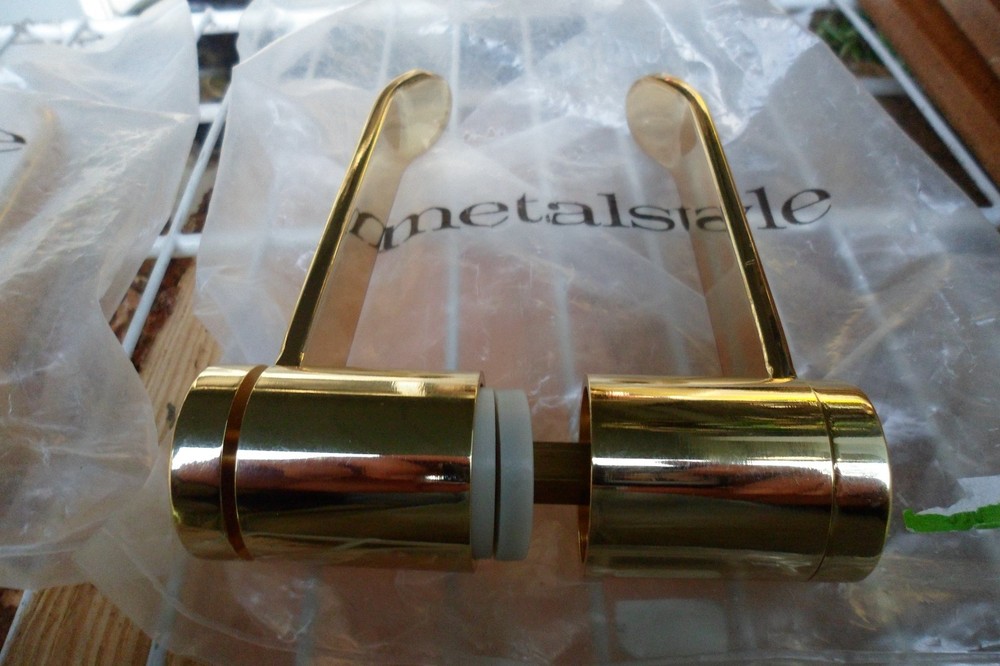 x2 Modern Door Handles for Interior Doors Dummy?