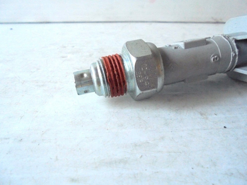 Ported Vacuum Switch Standard PVS112 ORIGINAL FORD E2B2-8A564-A2A NEW