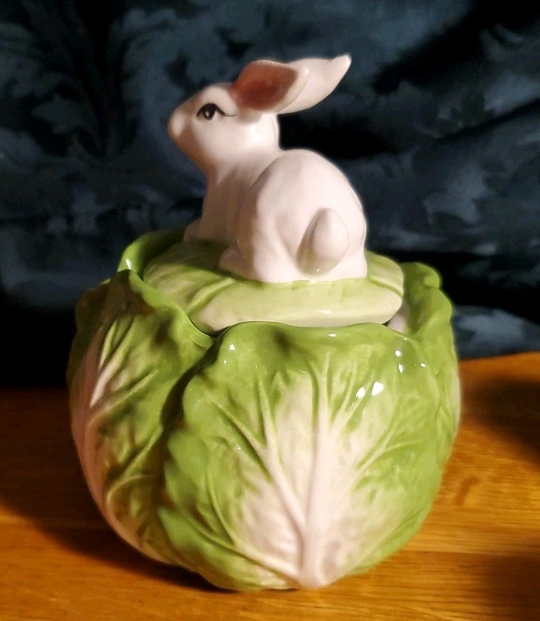 Corner Ruby Spring Easter Collection, Cabbage & Bunny Rabbit Ceramic Sugar Bowl