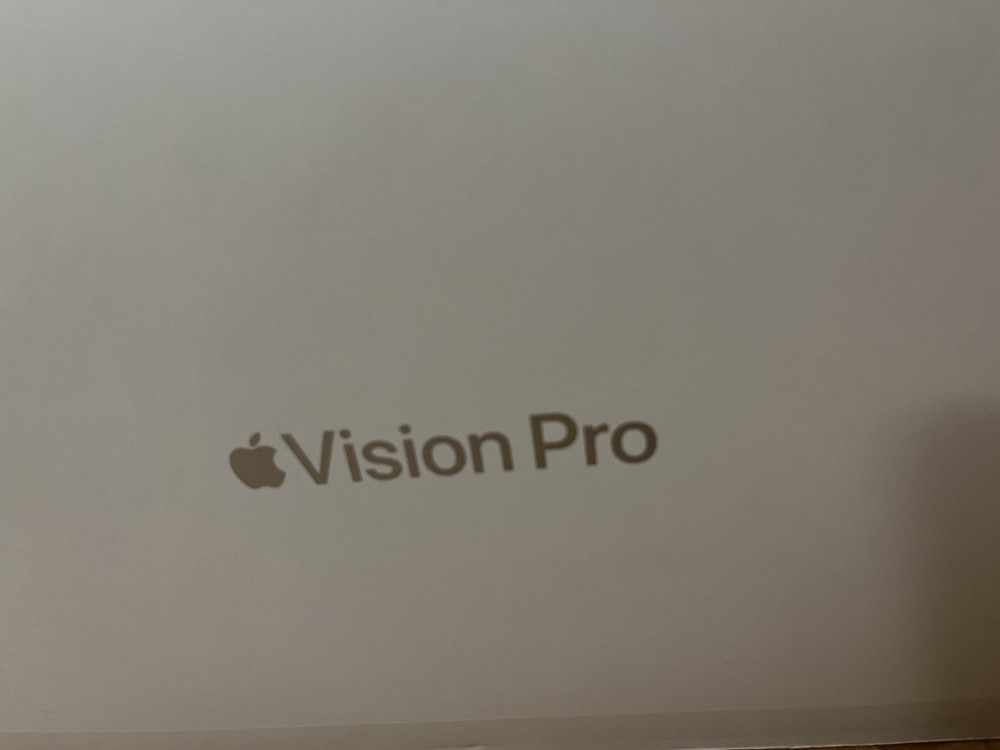 Apple Vision Pro White VR Headset EMPTY BOX ONLY