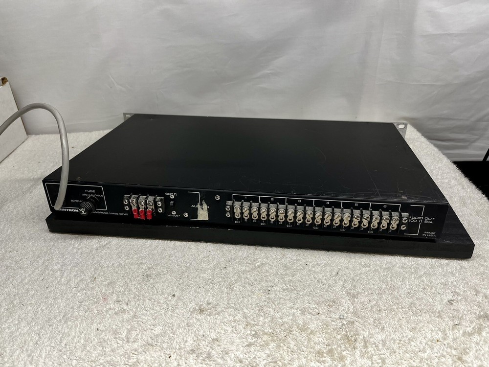 Shintron model 201 rackmount Audio Distribution Amplifier DA