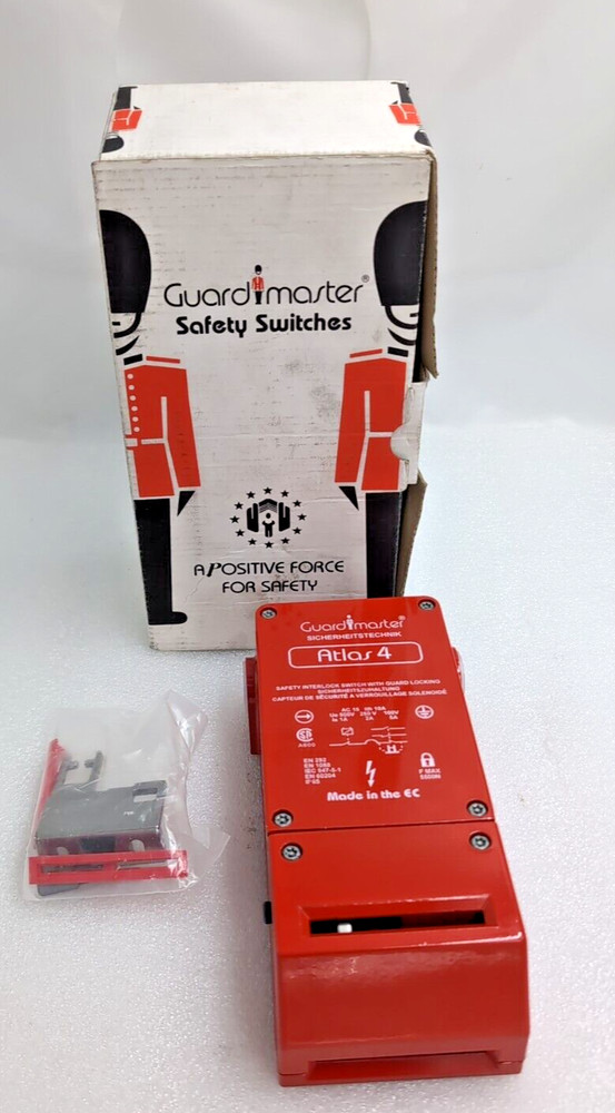 NEW  Sti Guardmaster 44504-0810 Heavy Duty Solenoid Locking Safety Switch