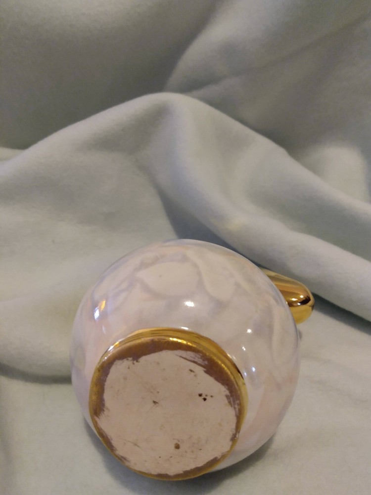 Decorative art pottery