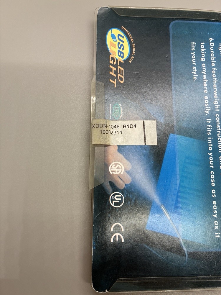 USB LED Flexible Light for Notebook and Computer. Perfect for travel.