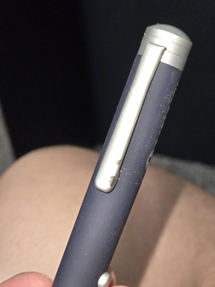 Used VNUS Wireless Laser USB Representation Remote Pointer In Case UNTESTED