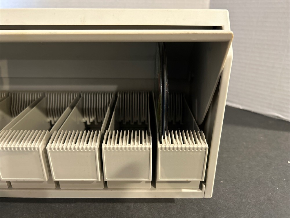 Vintage Exponent Media Storage System CD CD-ROM DVD Holds 96 Flip Front