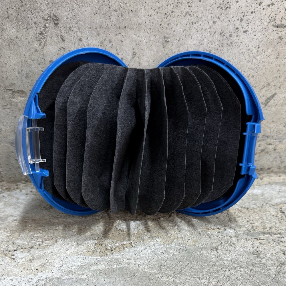 Discgear 22 CD DVD Blu-ray Disc Holder Carry Case Shell Double Sided Blue