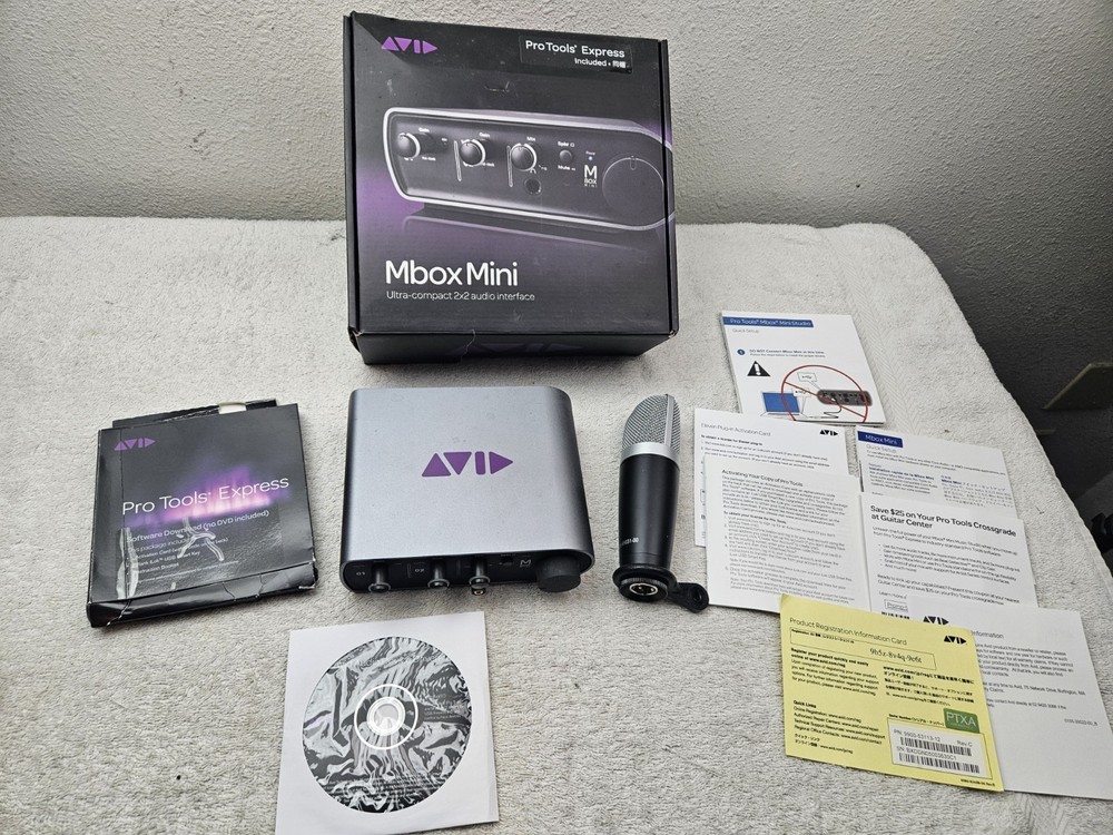 MBOX MINI 2X2 ULTRA COMPACT WITH PRO TOOLS EXPRESS DISK  AND M-AUDIO  MICROPHONE