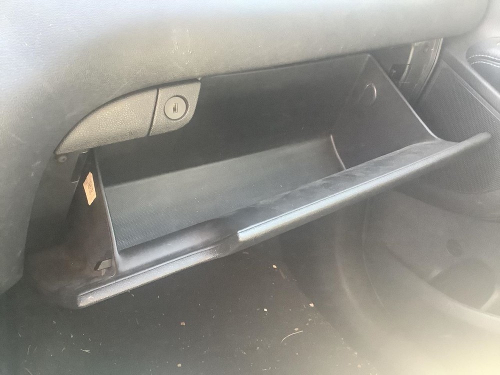 SORENTO 2019 Glove Box 4994914