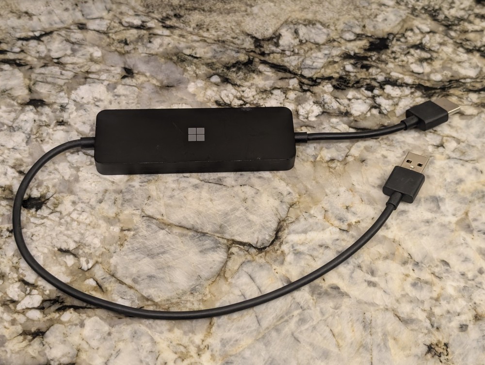 Microsoft 4K Wireless Display Adapter Model 1942  Tested & Working