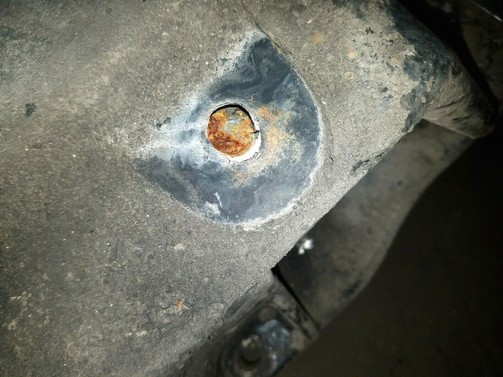 KENWORTH T-2000 FRAME HORN B11-1000-1R
