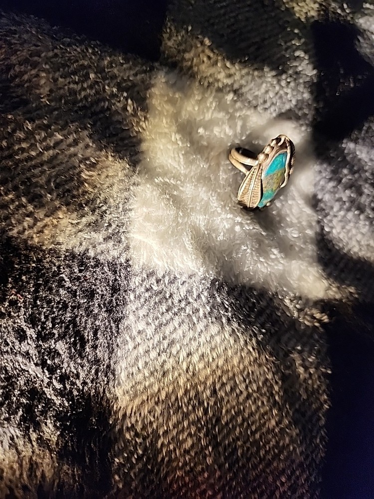 vintage native american ring with stone